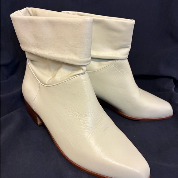 Vintage Cream Brazilian Leather Ankle Boots Size 6 - Picture 2 of 10